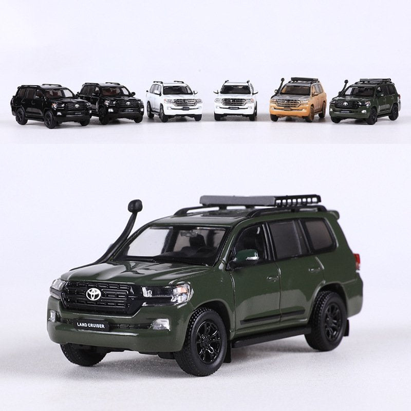 Toyota Land Cruiser LC200 1:64 Diecast Model Car – Backpack Ed. – 001