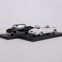 Mercedes-Benz 300D 1:64 Diecast Model Car – Classic Replica – 005