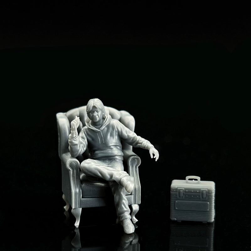 Unpainted 1:64 seated garage figure set